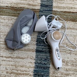 Conair True Glow Sonic Facial Brush Kit